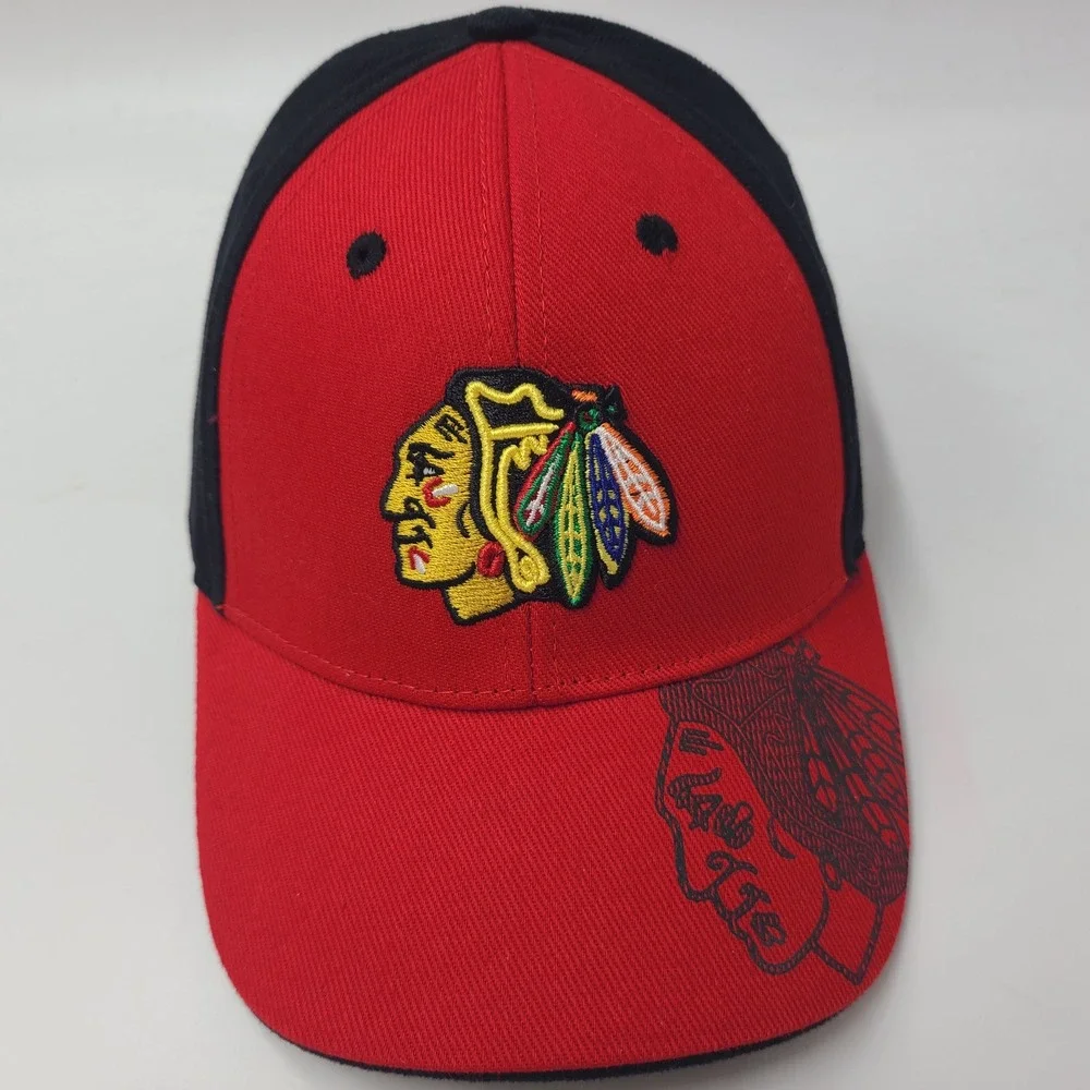 Kids Chicago Blackhawks Hat Adjustable Fan Favorite Red Black NHL Hockey Boys